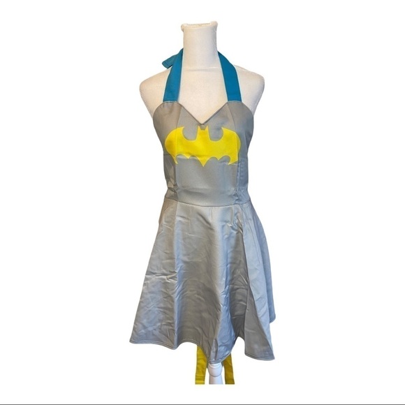 NWT DC Comics Batgirl Fashion Apron - Picture 4 of 6